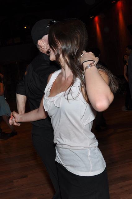 min 2013 04 21 station danse 326
